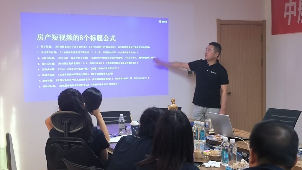 共青中航城陪跑服务启动