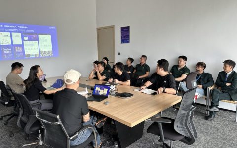 星河集团 臻华府项目 AI智能体＆短视频拍剪＆直播线下培训课 火热展开！