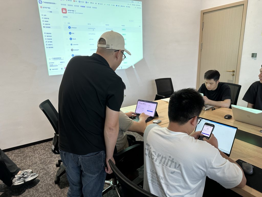 星河集团 臻华府项目 AI智能体＆短视频拍剪＆直播线下培训课 火热展开！