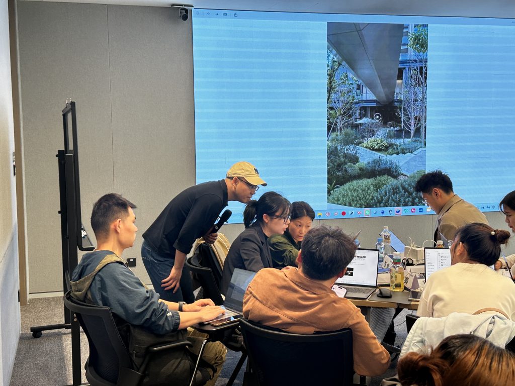 觉醒学院为招商蛇口开展AI赋能房地产新媒体营销实战培训